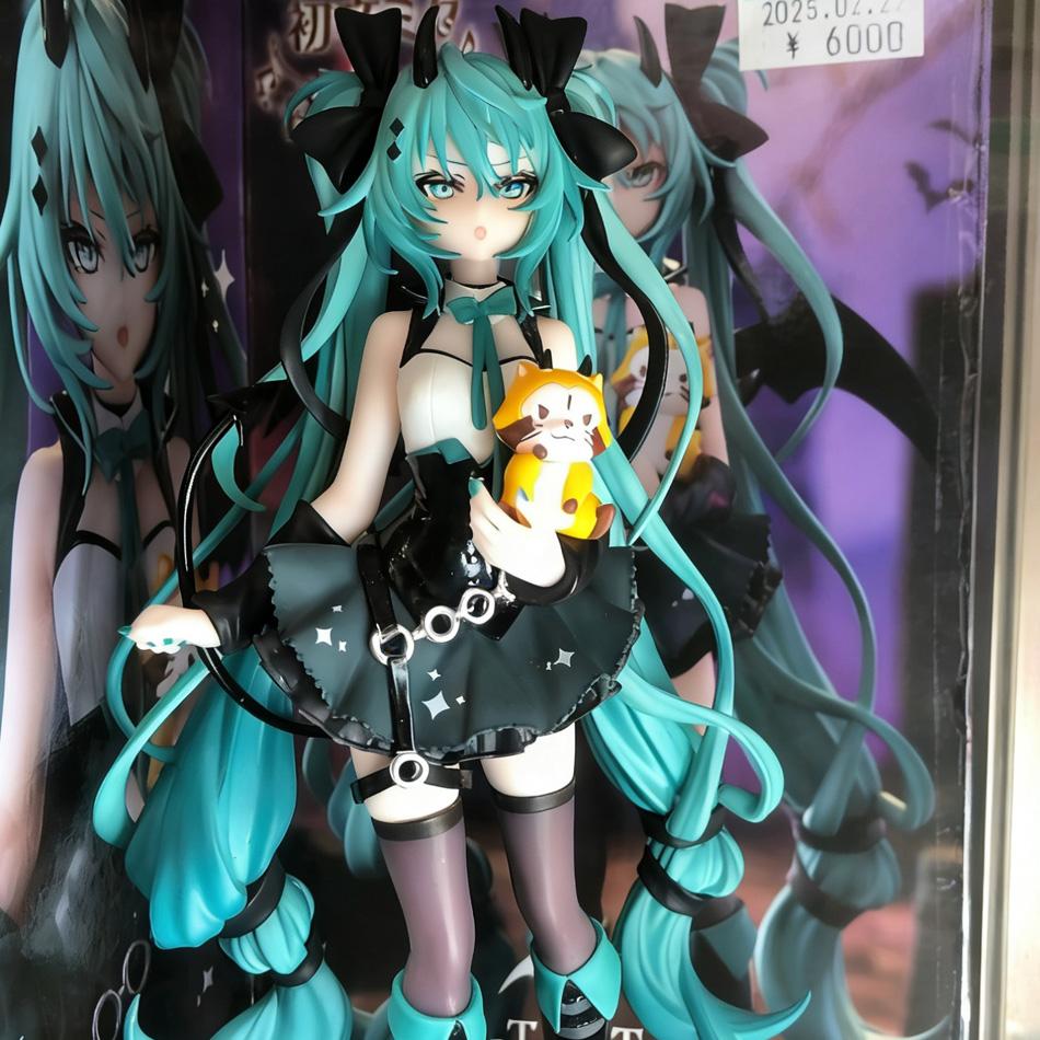 19CM Anime Hatsune Miku Little Devil Raccoon Kawaii PVC Action Figure Model Toy Desktop Decoration Cute Holiday Gift