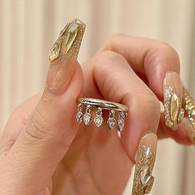 Mode Schick   Hochwertige Wassertropfen Quasten Ringe Für Damen Leichter Luxusring Geeignet Für Täglichen Schmuck