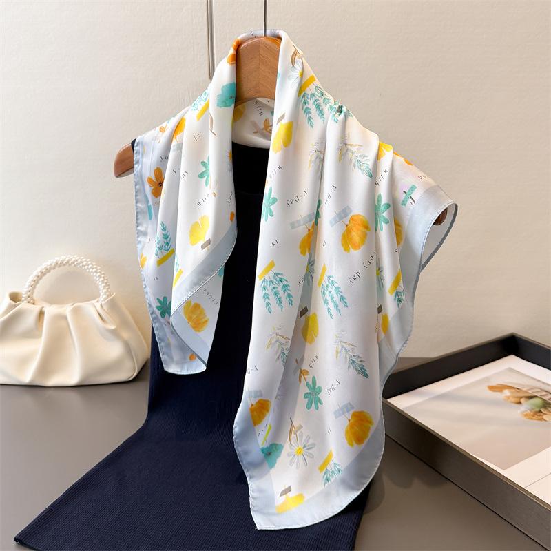Fresh Retro Printed High-end Silk Scarf Imitation Square Shawl Versatile Neck Small Women