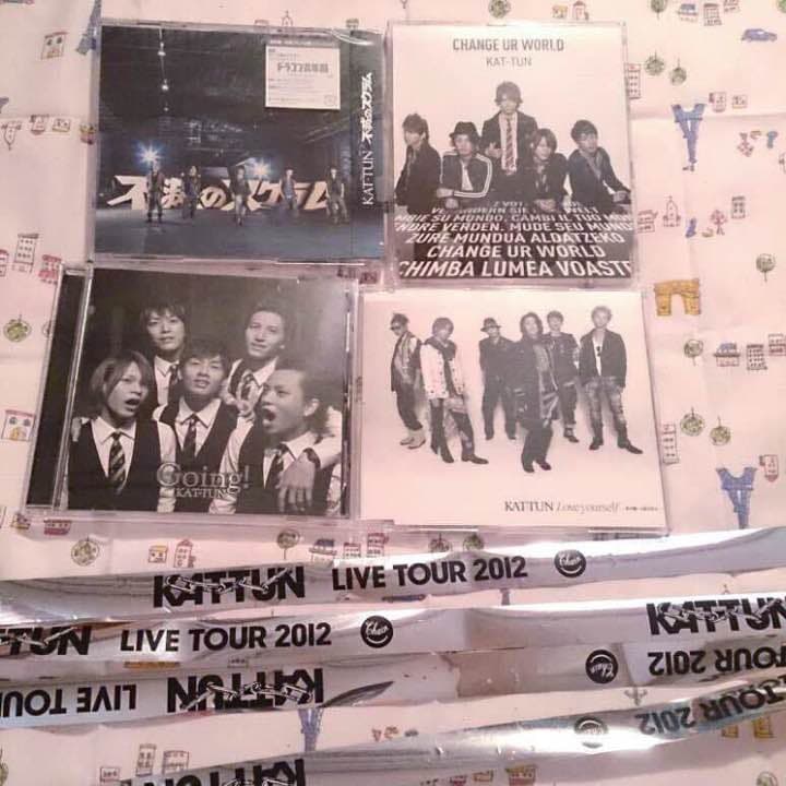 

[USED] KAT-TUN CD+DVD bonus silver tape included