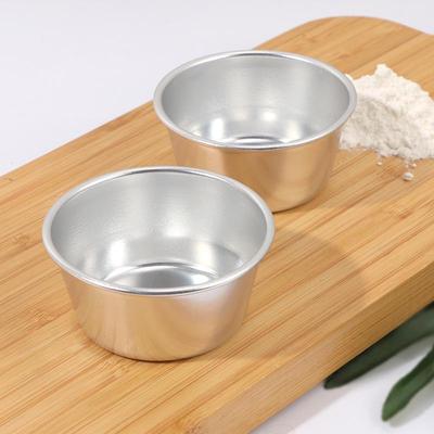Hochtemperaturbeständige, antihaftbeschichtete Pudding- und Muffinform aus Karbonstahl