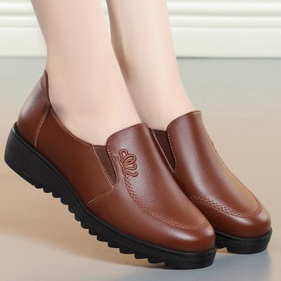 Spring Soft Soled Mother Wedges Single Shoes Quality Leather Non-slip Casual Comfort Middle-aged Ladies Flat Shoes Ladies Shoes