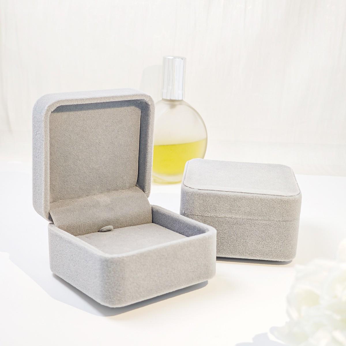 Elegant Velvet Rounded Square Jewelry Gift Box for Earrings & Necklaces