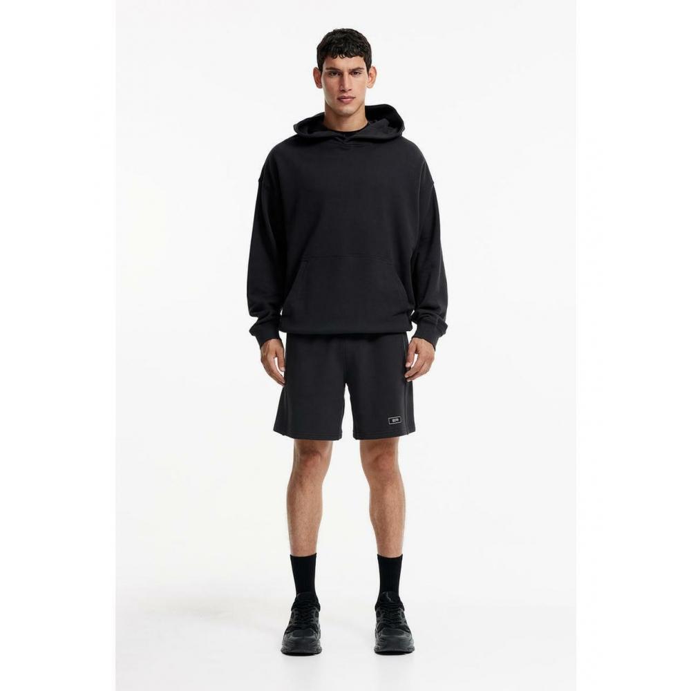 

Спортивные шорты HM DryMove Черные 1177591001