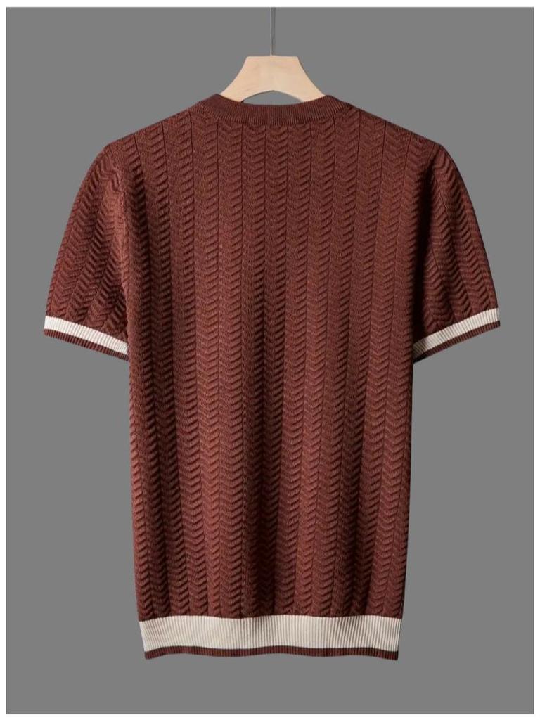 Italian Color-Block Men's Knit: Breathable Jacquard Texture, Loose Fit, Contrast Color, Round Neck, Short Sleeve.