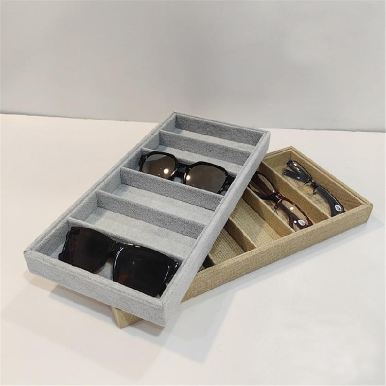 Geräumige Sonnenbrillen-Aufbewahrungsbox Weiches Filz-Innenfutter Schützt empfindliche Gestelle auf flachen Oberflächen