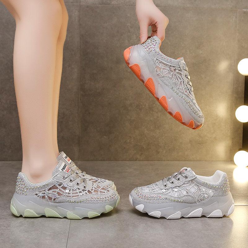 Beliebte atmungsaktive Strass-Dad-Schuhe für Damen 2025 Frühling neu Koreanische Version von Jelly Hochelastische Plateau-Sport- und Freizeitschuhe für Damen