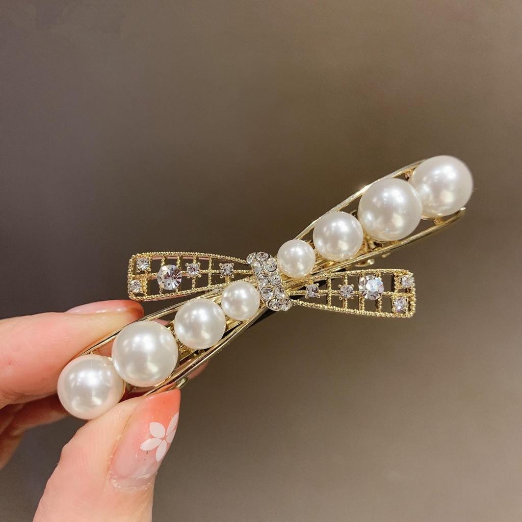 2023 Trendy Korean Dongdaemun Pearl Diamond Cross Hair Clip for Girls