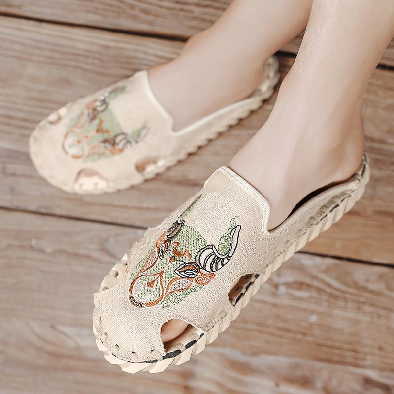 Fashion Men Canvas Embroidered Close Toe Slippers Handmade Mens Embroidery Summer Flat Shoes Comfortable Denim Shoes for Man