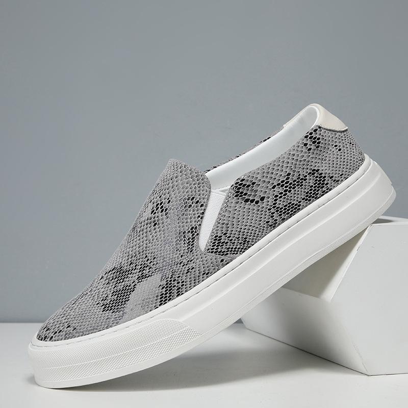 

Crocodile men s shoes summer breathable shoes leather one-pedal lazy shoes board shoes loafers casual shoes 44