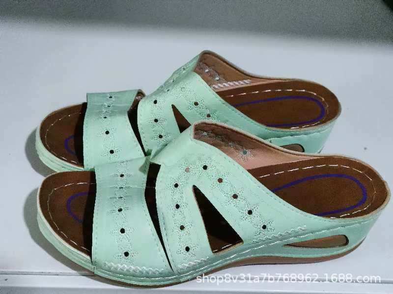 Personalized avant-garde cool slippers women's slope heel fish mouth thick sole large size shoes multi-color optional embroidered sandals women