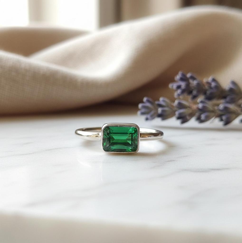 Minimalist Emerald Ring, Boho Statement Ring, Handmade Jewelry, 925 Solid Sterling Silver, Green Gemstone, Emerald Cut Shape, Gift for Women