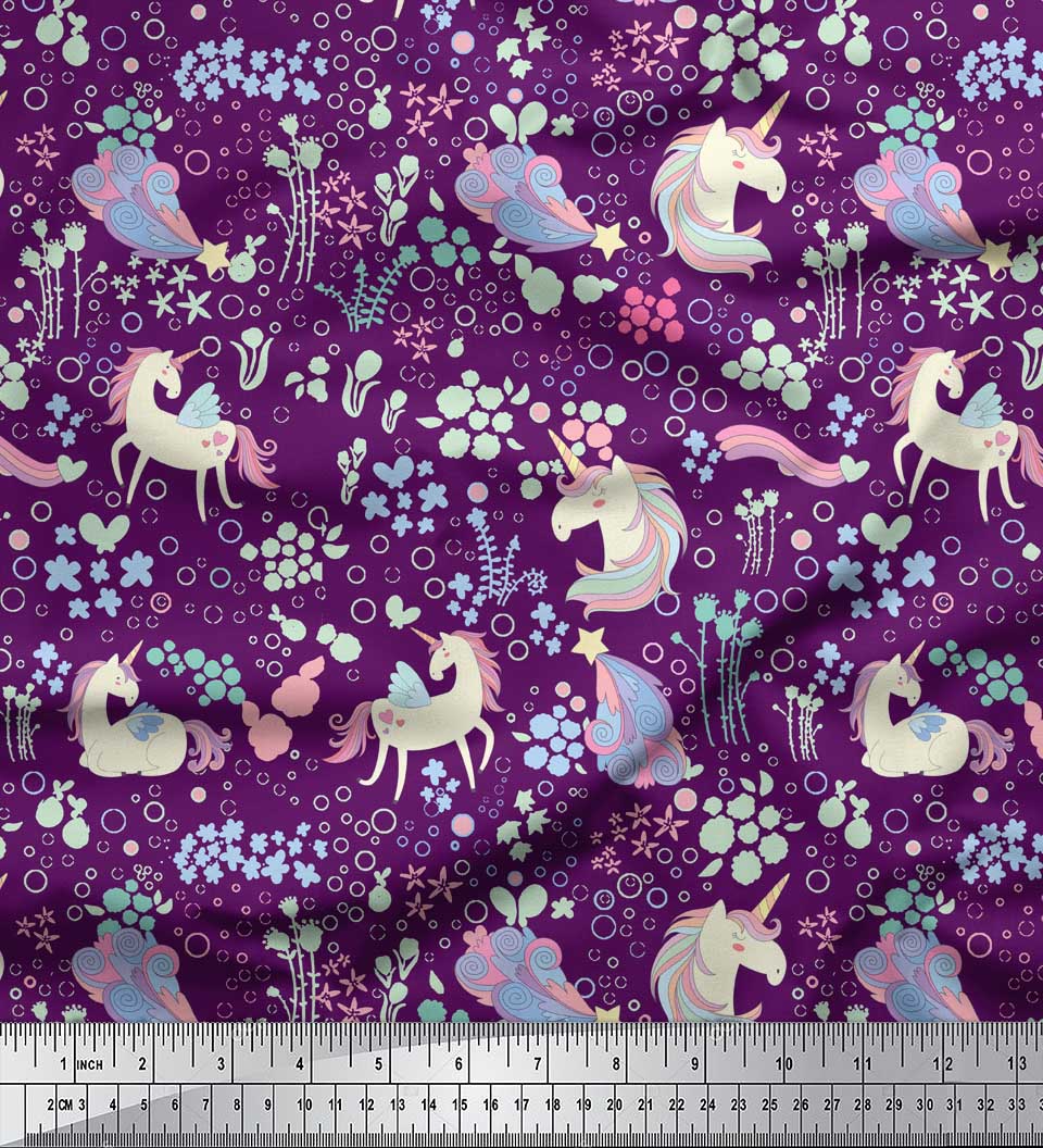 

Soimoi Grey Японська креп-атласна тканина з єдинорогом і квітковим принтом у дворі 42 дюйми 42 Inch Wide - Poly Crepe фіолетовий