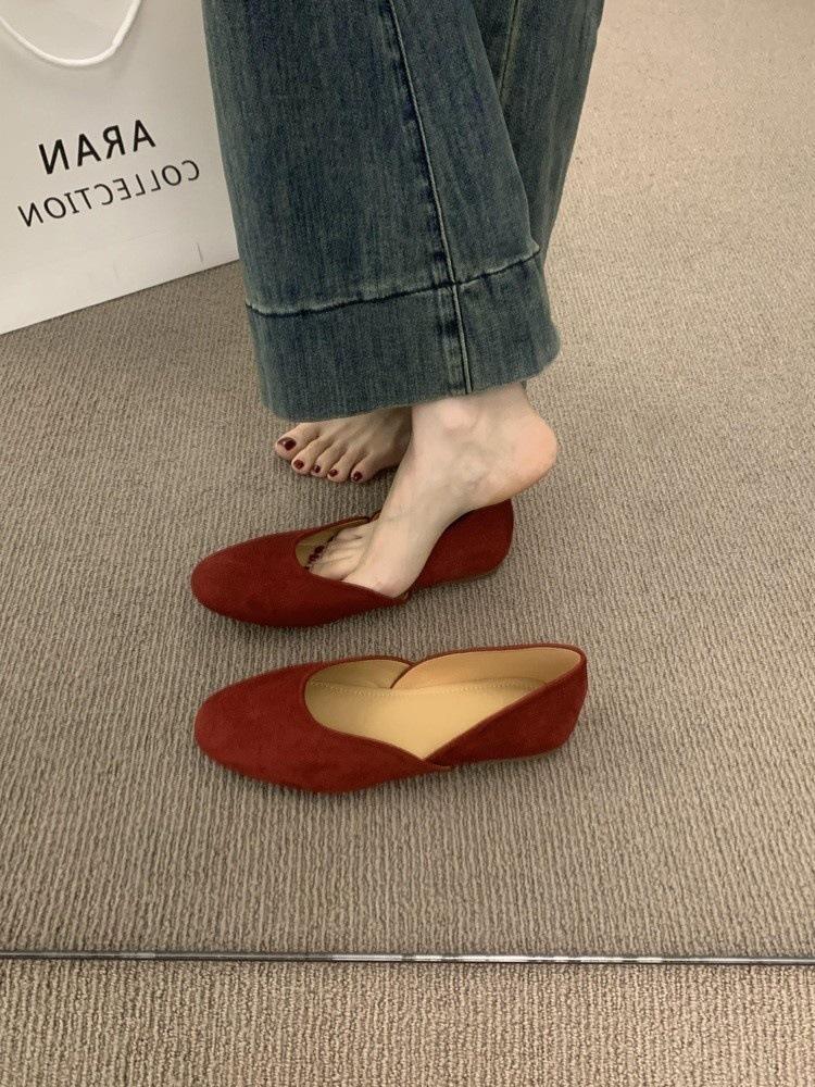 Versatile round head one pedal suede flat-soled ladyshoes gentle evening breeze not tired feet red ballet single shoes women