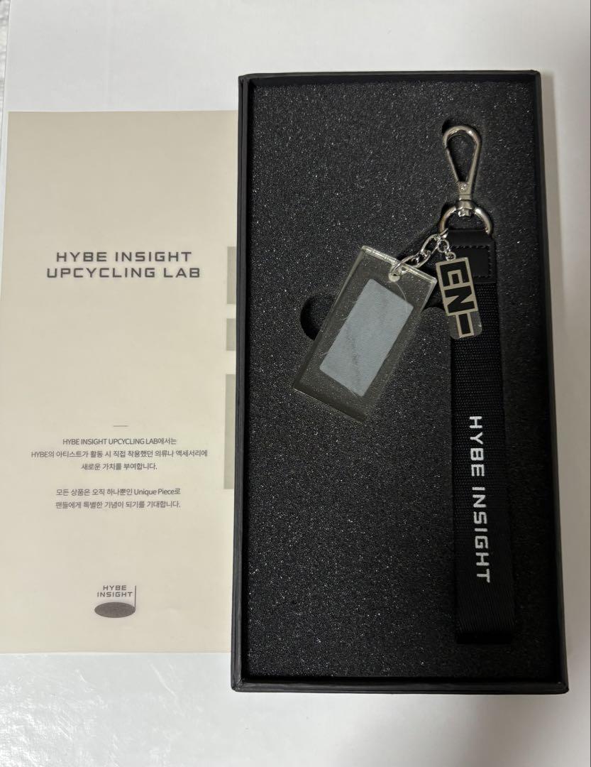 

[Б/У] ENHYPEN HYBE INSIGHT Костюм Брелок Брелок