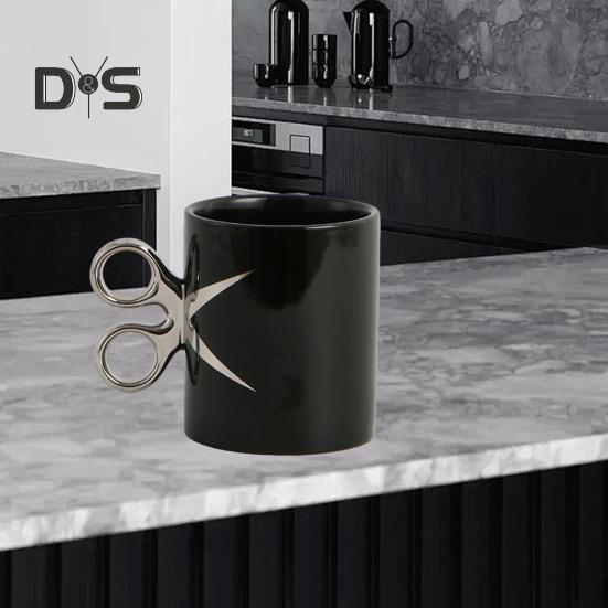 Saksehåndtak Keramikkkopp 350 ml Nyhet Frisør Frisør Te Kaffekrus Gave Fargerik Glasur Håndverkskopp