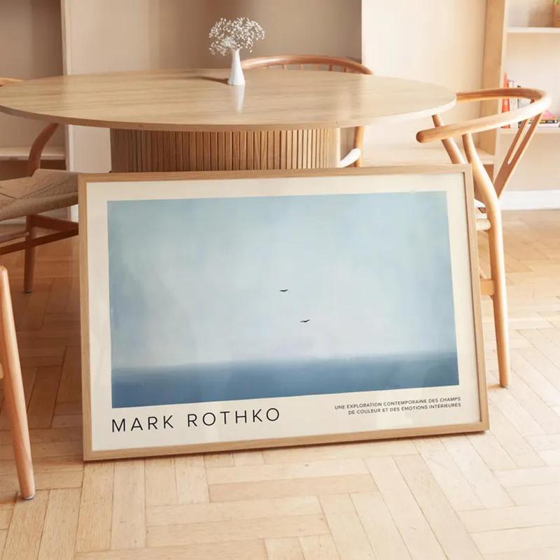 Ruhiger Himmel und Vögel Poster | Abstrakter Druck für Schlafzimmer, Büro, Eingangsbereich, Wohnzimmer Blau Minimalistisch Rothko-inspiriert Wandkunst