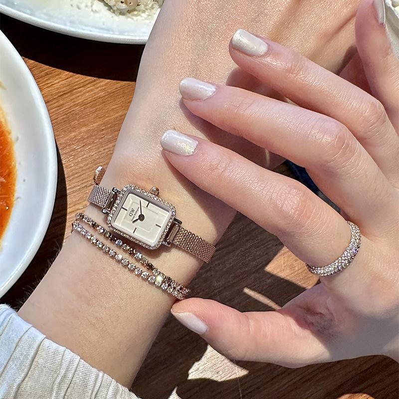 DANIEL WELLINGTON Watch Quartz Movement Stainless Steel Strap 15mm*22mm White Dial Women's Watch Watch Women's Exquisite Retro Simplicity DW00100731
