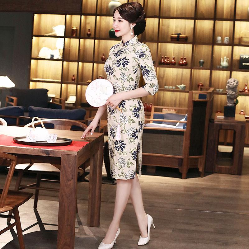 Chinese Style Cheongsam Retro Mid-length Improved Cheongsam Temperament Short-sleeved Dress