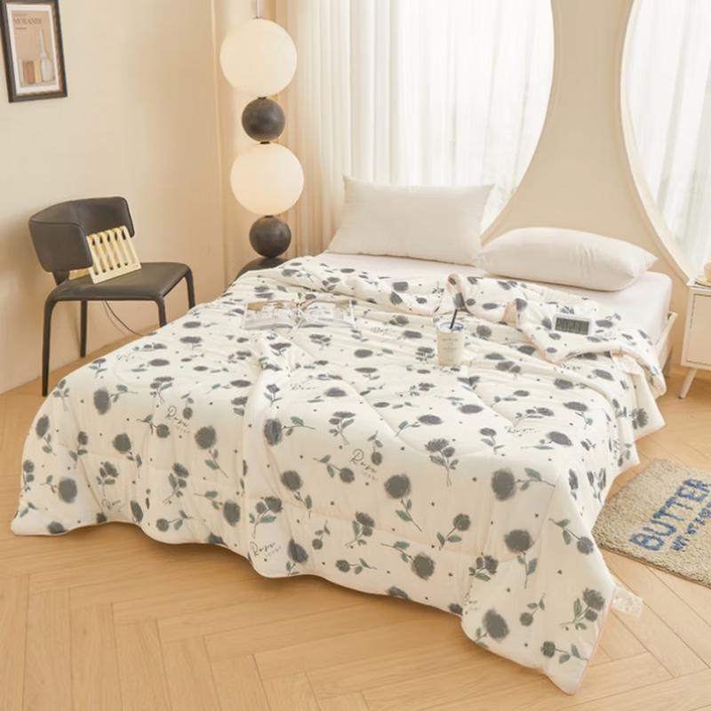 

Grace Cool Silk Antibacterial Summer Quilt