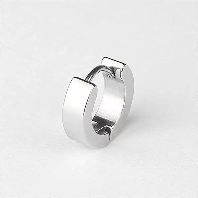 

Steel Earrings 2025 New Arrival South Korea Graceful Online Influencer Niche Style Design Sense Earrings Men and Women Simple Earrings Unilateral Titanium Silver (Pair)