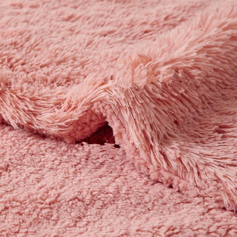 Plush Sherpa Waterproof Fleece Pet Blanket: Thickened Pad for Dogs & Cats