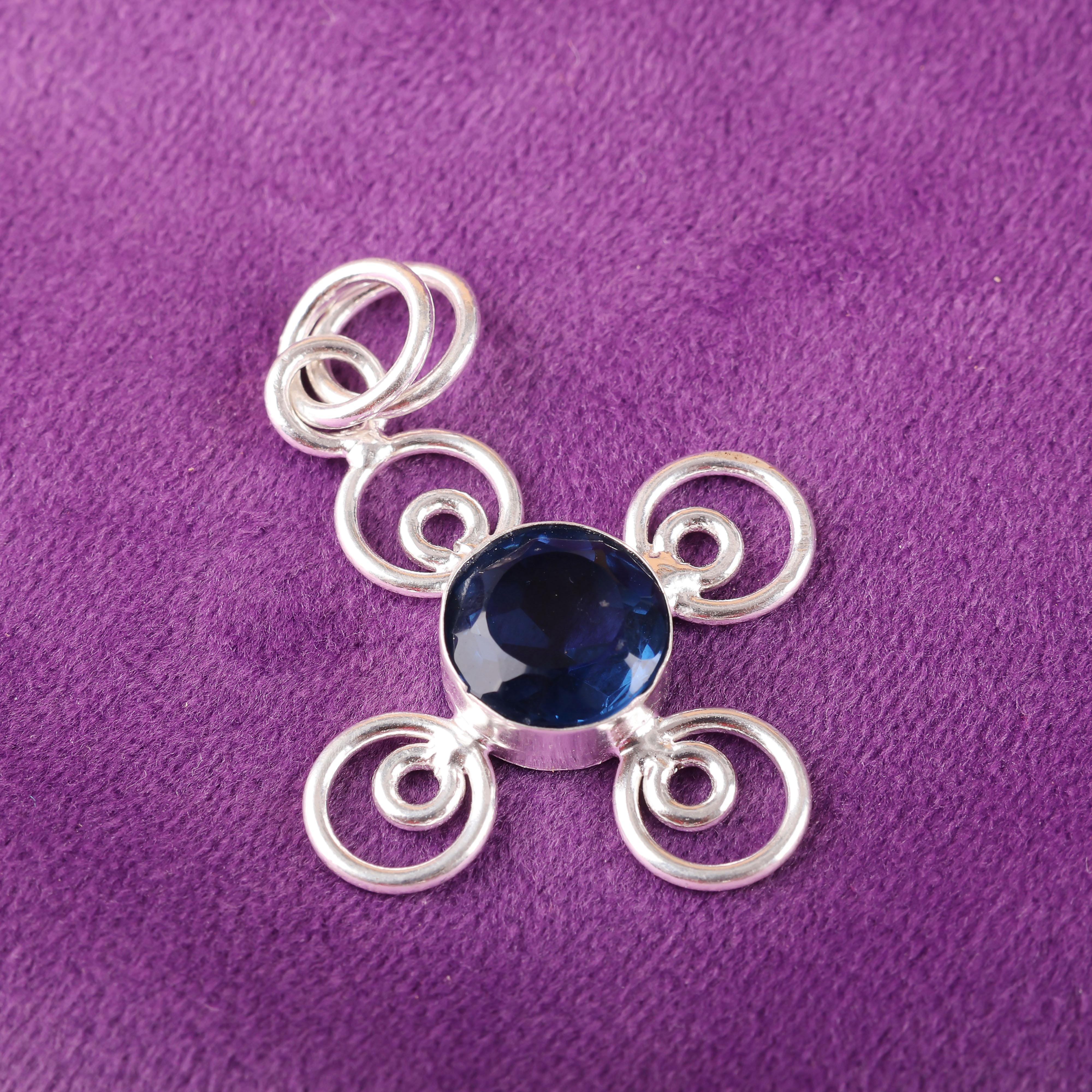 

Украшения с лондонским голубым топазом, кулон из 925 пробы стерлингового серебра, кулон с драгоценным камнем ручной работы на День памяти 1.57 Inches синий