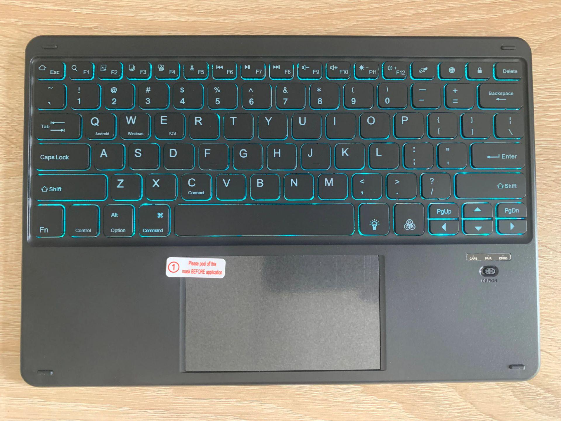 

Чехол-клавиатура с подсветкой Bluetooth для Surface Pro 10/11 с отделением для стилуса и магнитным креплением For Surface Pro 3/4/5/6/7+