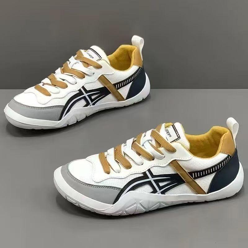 Men's Shoes Spring and Summer New Men's Mesh Breathable Casual Shoes Comfortable Lightweight Soft Sole Versatile Student Running Shoes