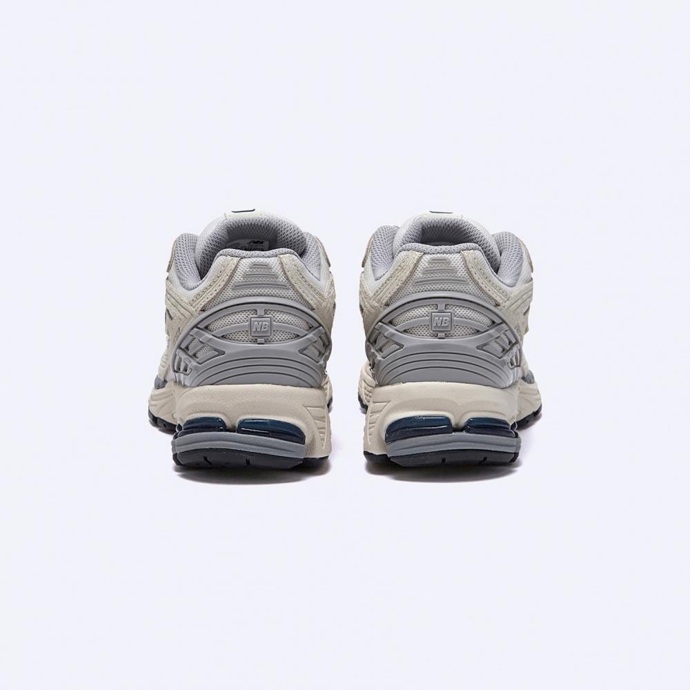 New Balance M1906rek