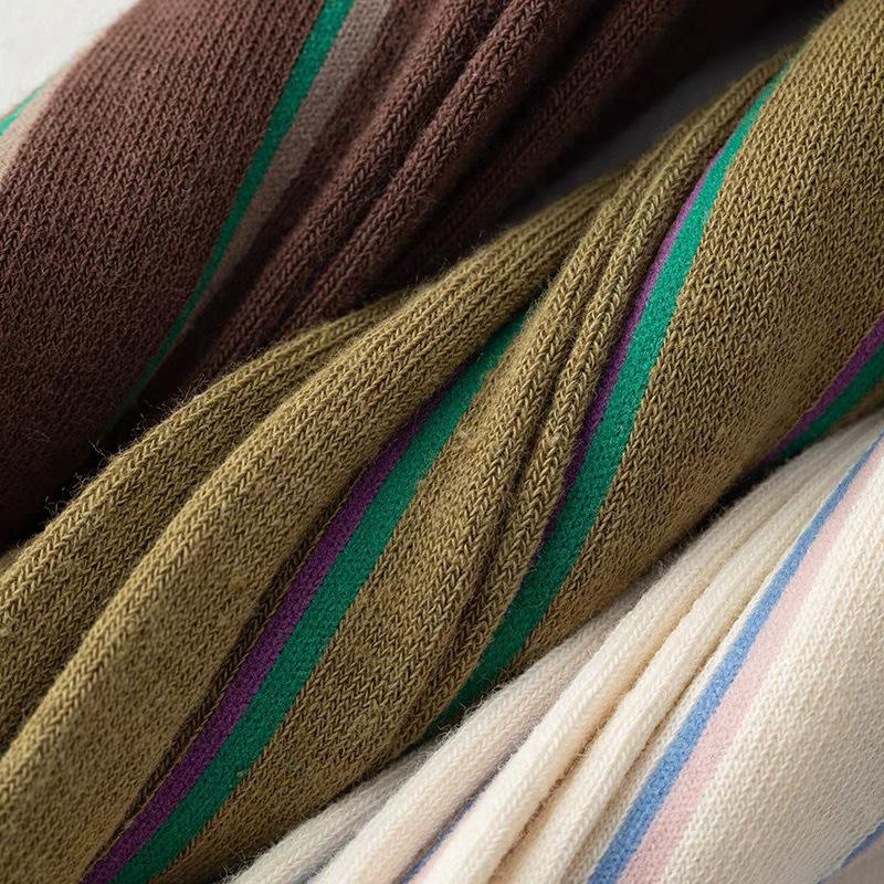 Neue Damenstrümpfe mit vertikalen Streifen JK Koreanischer Kontrastfarben Baumwolle Lockere Lange Socken Für Mädchen Harajuku Über Knie Socken Strumpf