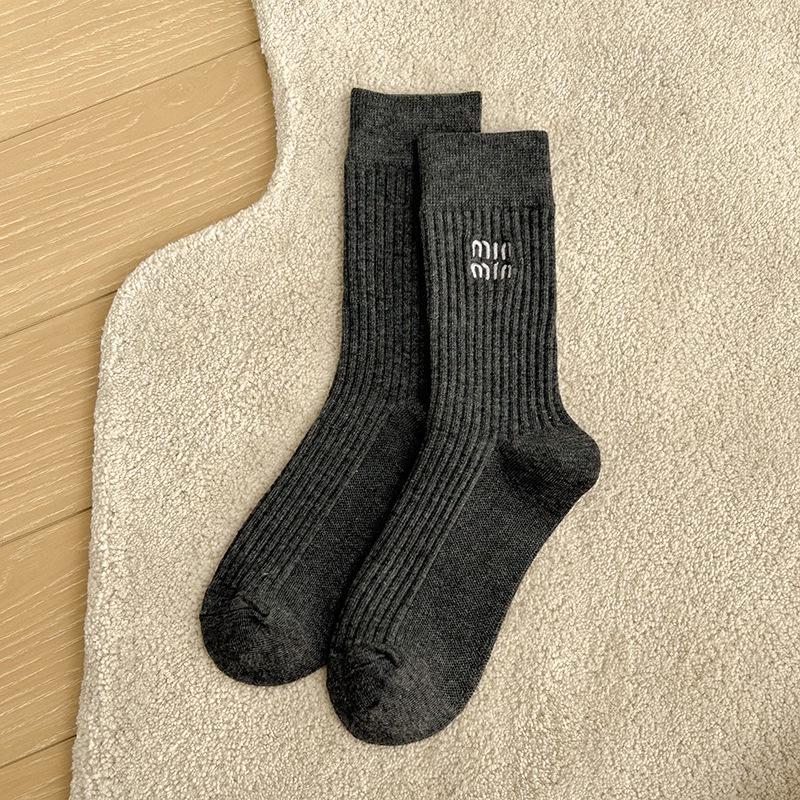 Miu Style Coffee Mid-Calf Scrunched Socks: Warm, Thickened Cotton with Embroidery for Women – Trendy Autumn/Winter Japanese Design.