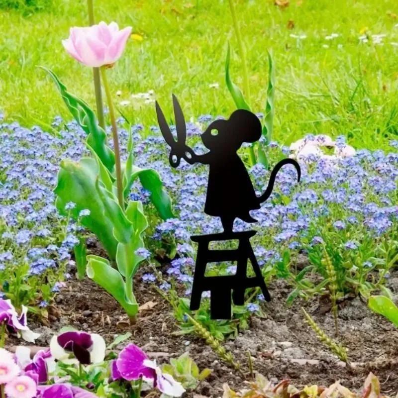 Wrought Iron Garden Statues Handmade Metal Art Decor