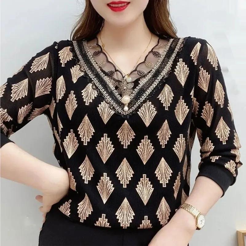Office Lady Wave Printed Leaf T-shirt Lace Spliced Embroidery Chic Pearl Three-dimensional Decoration V-Neck Pullovers