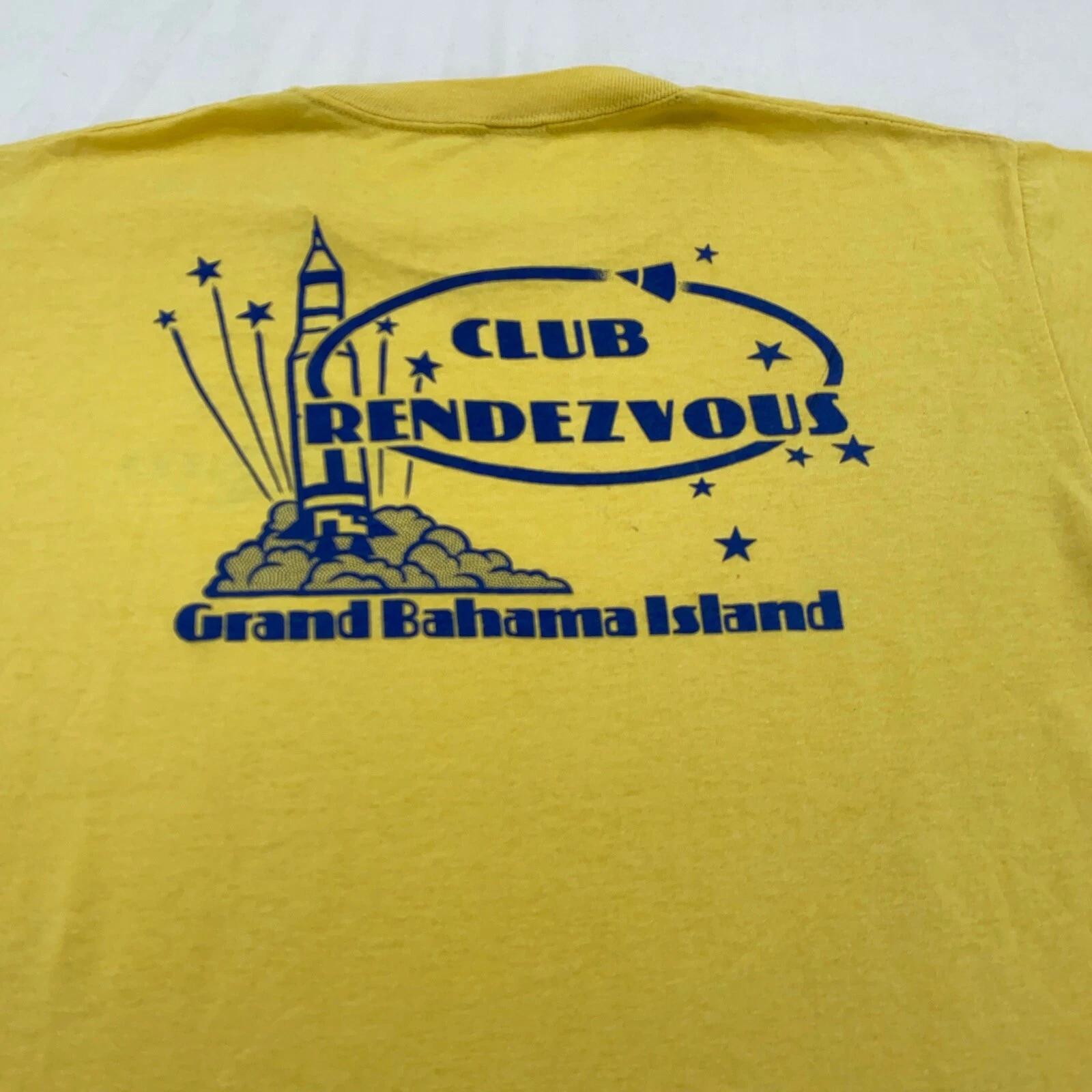 

vintage 90s club rendezvous grand bahama island T-Shirt M/L rocket vacation S