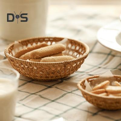 Hand-woven Rattan Tray for Home Decor Natural Rattan Storage Tray for Fruits Keys Snacks Multi-Purpose Wicker Basket Bowl for Kitchen Table Entryway