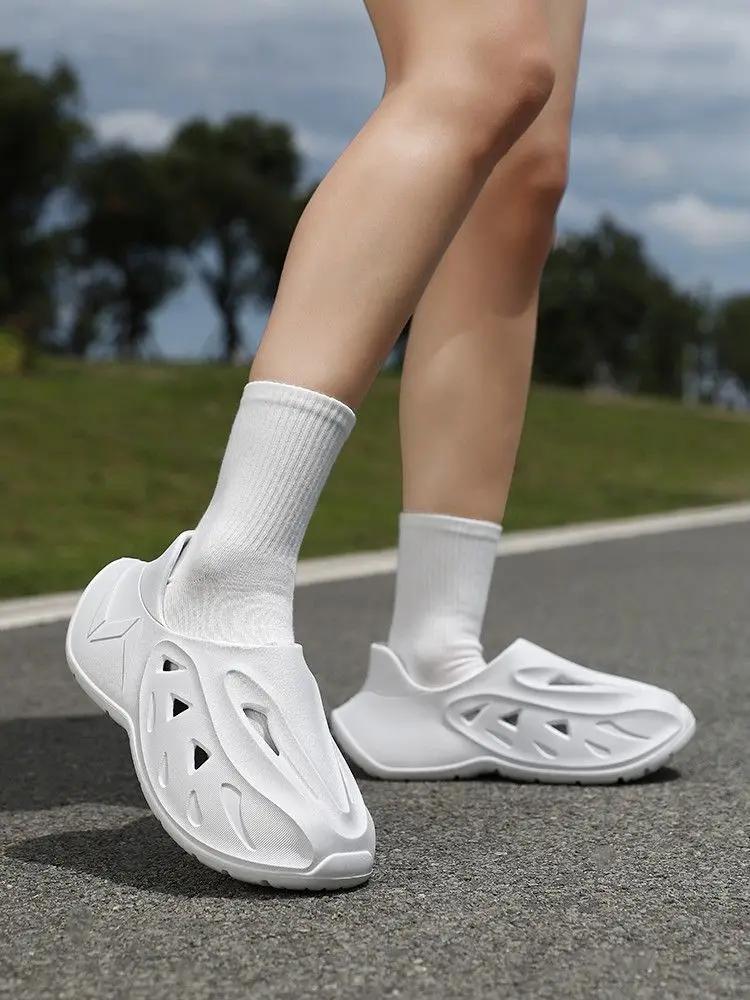 Sports Men's Sandal Hole Shoes Barefoot New Design 2025 Japanese Adult On Offer Eva Summer Daily Use Pvc Casual Styles Male Shoe