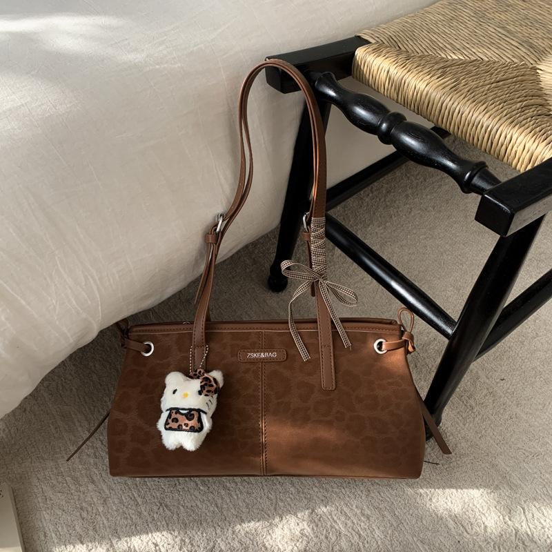 Simple Retro Underarm Bag Women's Autumn New Casual Shoulder Bag Popular Fashion Commuter Bag
