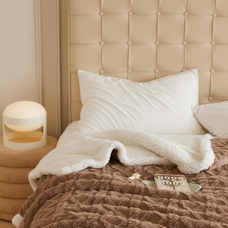 

Одеяло из таффеты из овечьей шерсти и кораллового флиса: Многоцветный зимний офисный чехол для сна 200x240cm