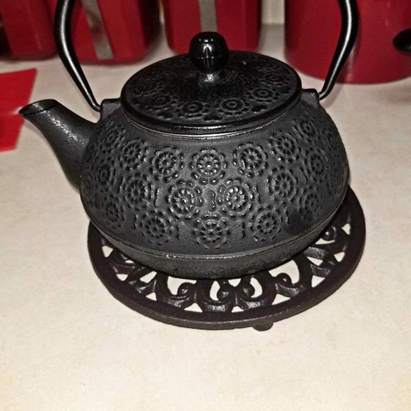 Rural Traditional Decorative Kitchen Stand With Against Slip Base Heatproof Wrought Iron Substance For Worktop Security 17cm Diameter