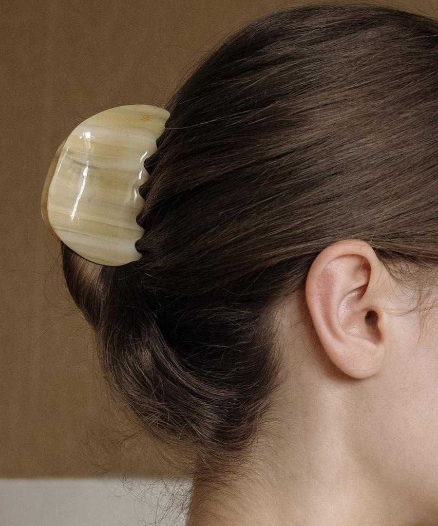 Has En012 Cellulose Circle Hair Clip (2Colors)