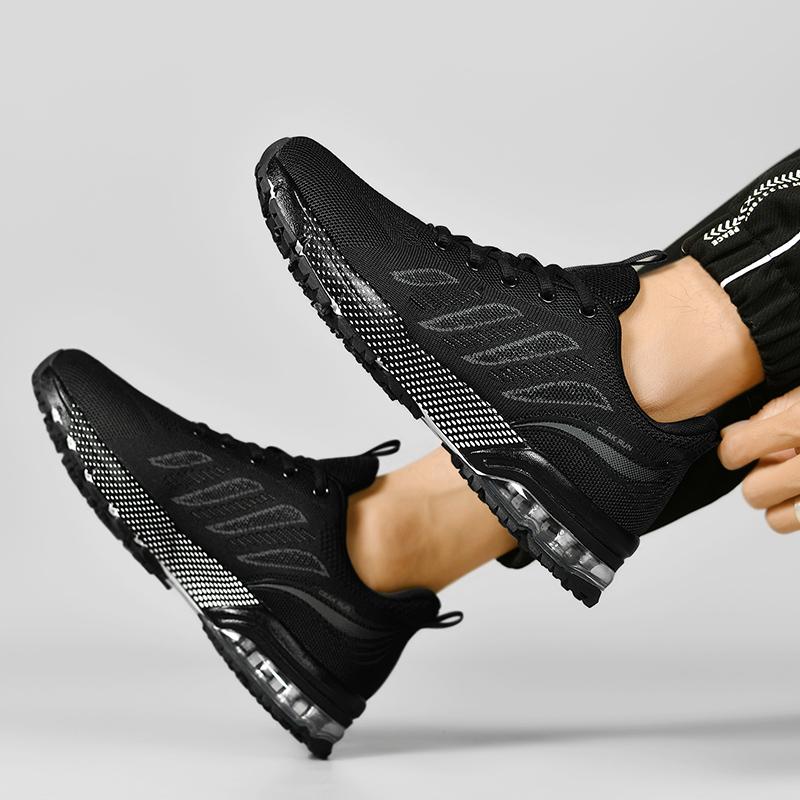 Men's breathable fashion four seasons casual sneakers light soft-sole outdoor speed running shoes students racing sports shoes