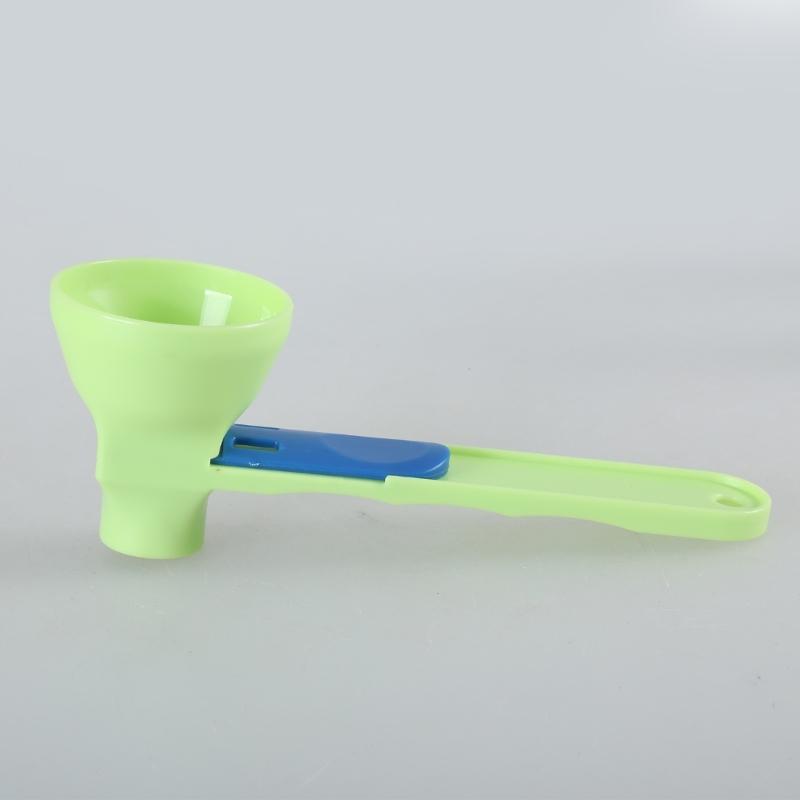 Plastic Measuring Spoon Funnel for Protein Powder Cooking Ingredient Sliding Scooper with Long Handle Kitchen Tool