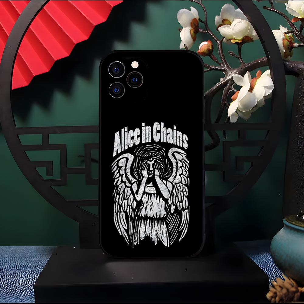 Retro Band Alice In Chains Phone Case For IPhone 17 Pro Max 16 15 14 Pro Max 13 11 Air Plus Silicone Cover
