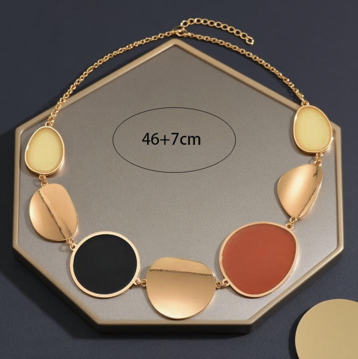 Women's Trendy Geometric Round Asymmetrical Choker Necklace