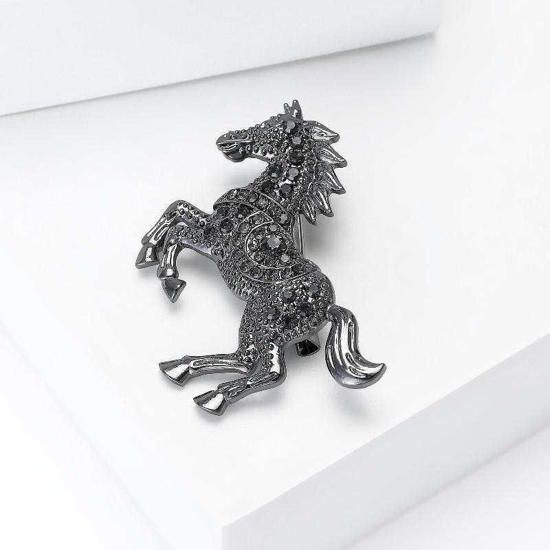 Unisex 4-color Elegant Enamel Animal Year Of The Horse Brooch Pins Luxury Strong Horse Brooches For Women Gifts