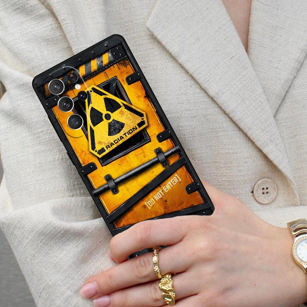 Nuclear Radiation Warning Sign Cell Phone Case for Samsung Galaxy S26 Ultra S25 S24 S23 S22 S21 S20 Note10 Cover