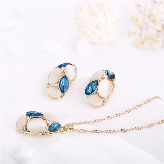 Ensemble de colliers et boucles d'oreilles ovales en fausse opale pour femmes, ensemble de luxe, pendentif, clous d'oreilles, strass brillants, décor élégant, 2 pièces/ensemble