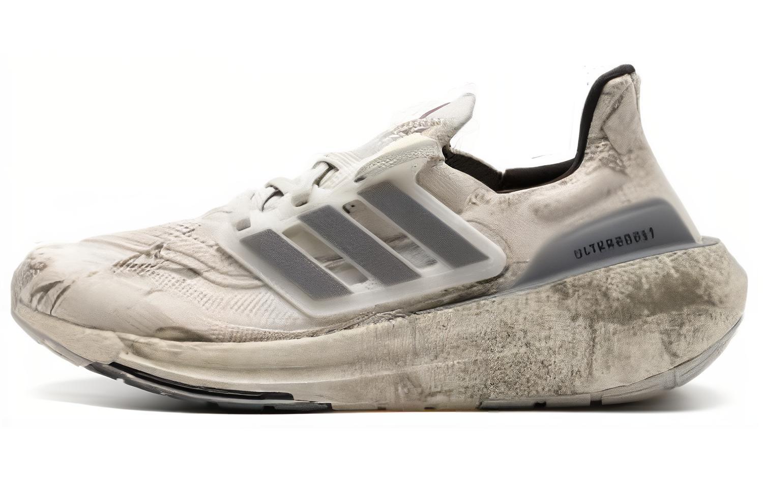 

adidas Ultra Boost Light Worn-Out 36.5