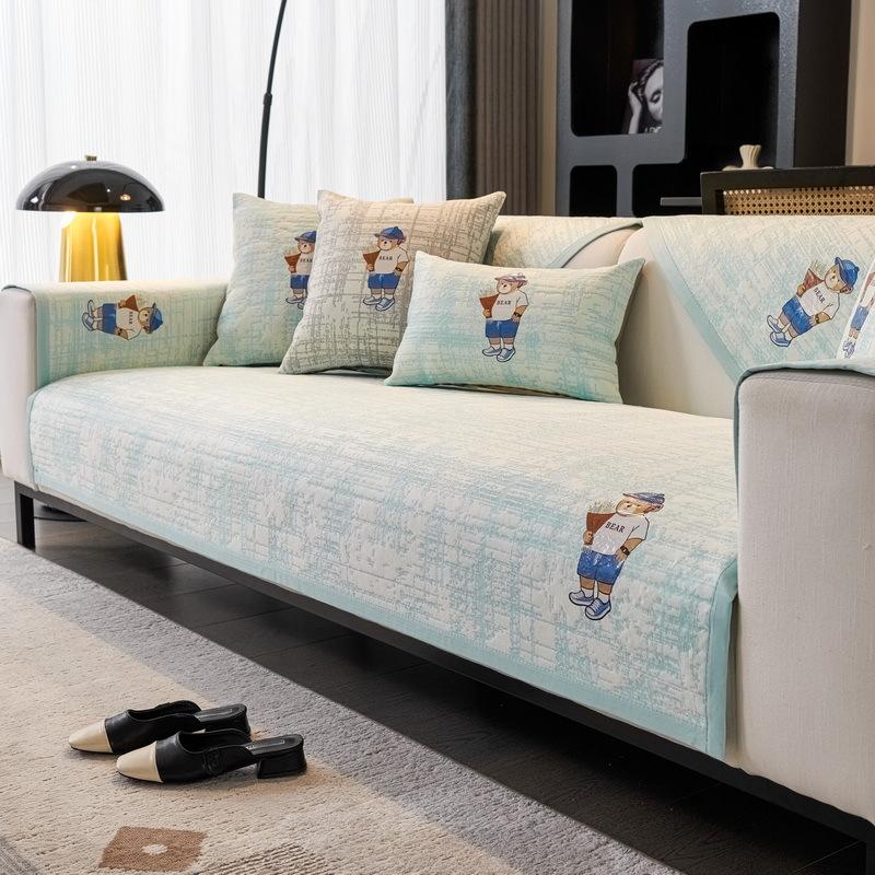 

Cartoon Bear Ice Silk Sofa Cushion Summer Season New Mat Seat Cushion Cool Cushion Non-Slip Sofa Cover Cloth 70*70cm